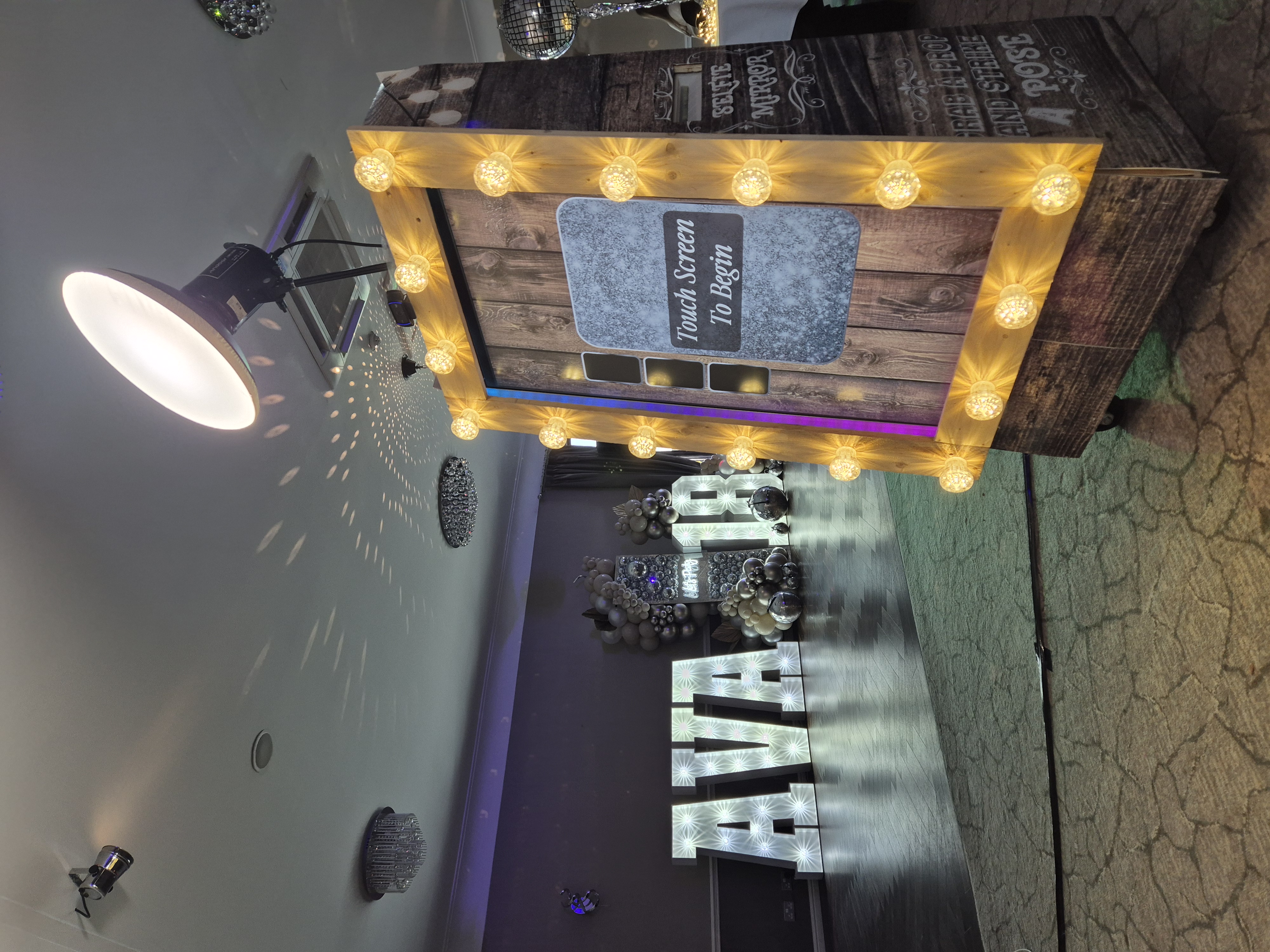 Rustic Mirror Booth